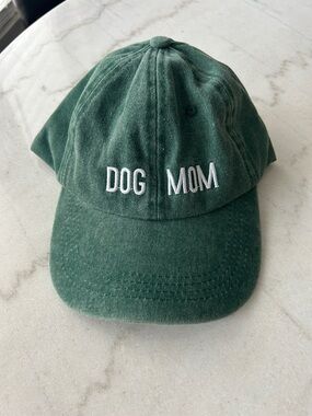 Dog Mom Embroidered Baseball Cap - Green